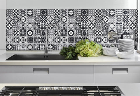 Kitchen Greaseproof Stickers – Waterproof, Oil-Proof, Heat-Resistant Wall & Countertop Protectors