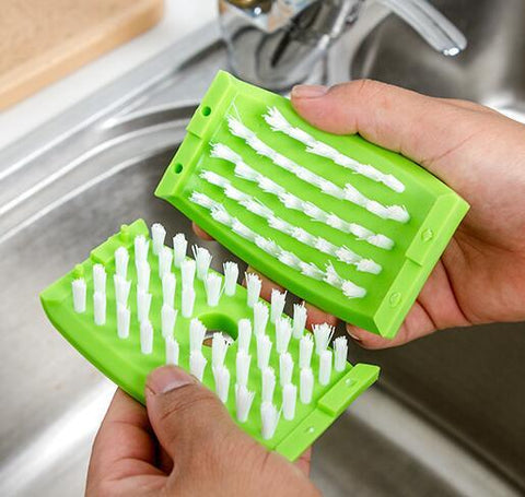 Creative Kitchen Knife and Fork Cleaning Brush with Suction Cup – Multi-Purpose Fruit & Vegetable Scrubber for Kitchen