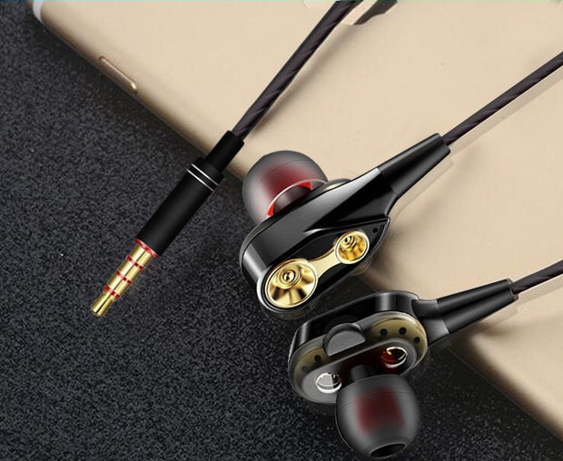 Dynamic Headphones – Powerful Bass, Clear Highs & Comfortable Fit for Music, Gaming, and Studio Use