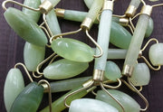 Beauty Jade Facial Massage Roller – Anti-Aging Beauty Tool for Skin Firming & Relaxation