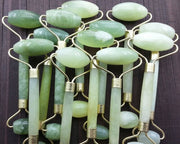 Beauty Jade Facial Massage Roller – Anti-Aging Beauty Tool for Skin Firming & Relaxation